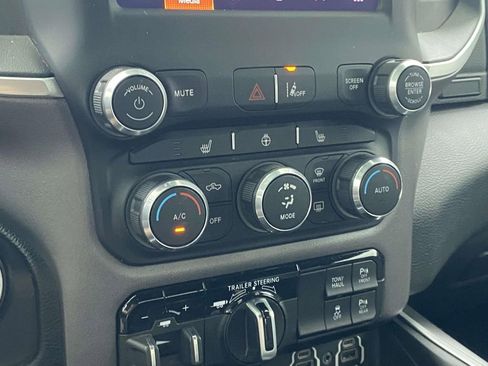 Used 2022 RAM 1500 Big Horn RWD image 24