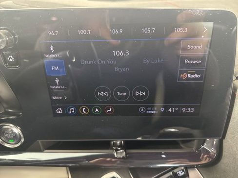 Used 2023 Chevrolet Corvette Stingray Premium Conv w/ Z51 Performance Package image 12