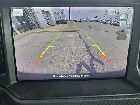 Used 2024 Ford Bronco Black Diamond image 25