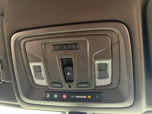 Used 2020 Chevrolet Silverado 1500 RST AWD/4WD image 11