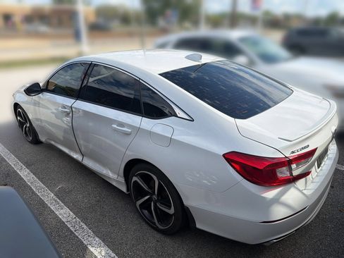 Used 2019 Honda Accord Sport image 4
