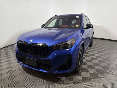 Used 2025 BMW X1 xDrive28i w/ Technology Package image 3