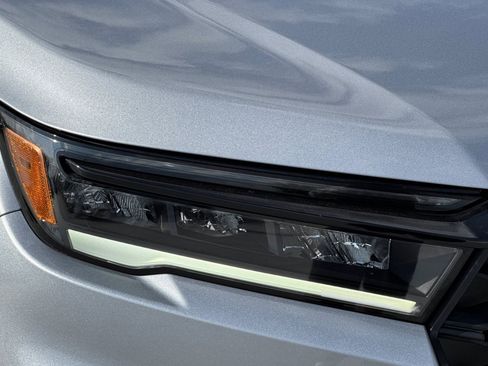 Certified 2023 Honda Pilot Sport image 10