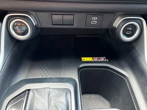 Used 2024 Toyota Grand Highlander AWD image 16