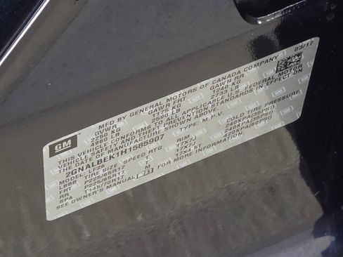 Used 2017 Chevrolet Equinox LS FWD image 33