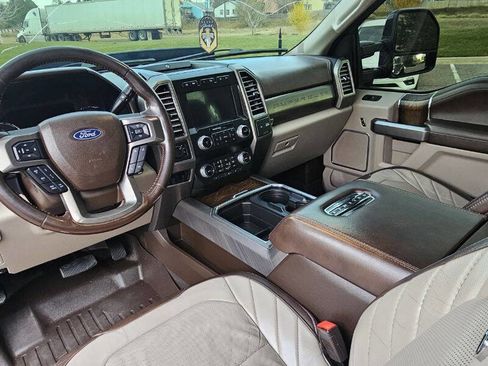 Used 2019 Ford F450 Limited image 42