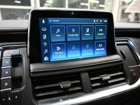 Used 2022 Chevrolet Tahoe LT w/ LT Signature Plus Package image 16