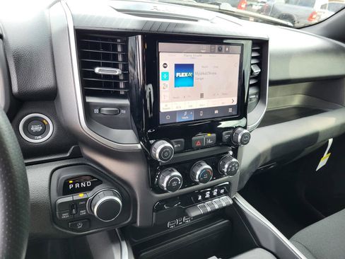 New 2026 RAM 1500 Express image 18