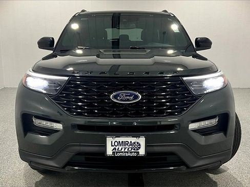 Used 2024 Ford Explorer ST-Line w/ Class IV Trailer Tow Package image 2