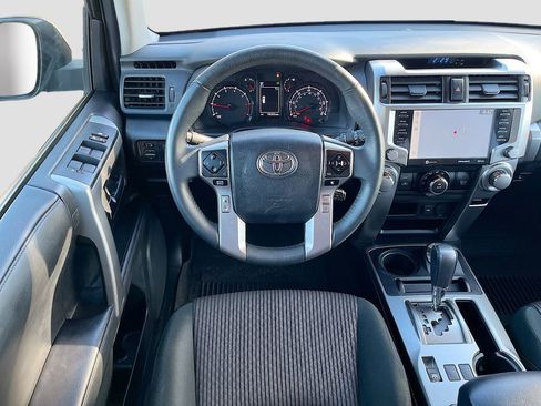 Used 2022 Toyota 4Runner Trail Special Edition AWD/4WD image 21