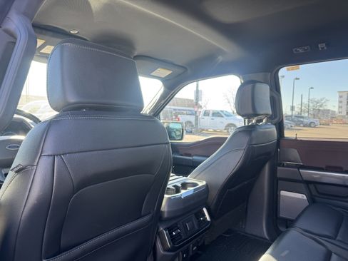 Used 2022 Ford F150 Lariat image 14