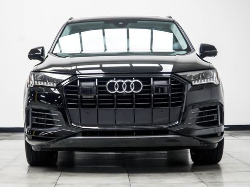 Used 2024 Audi Q7 3.0T Prestige AWD/4WD image 8