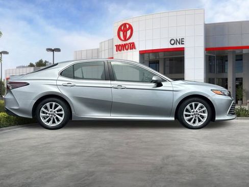 Used 2024 Toyota Camry LE FWD image 3