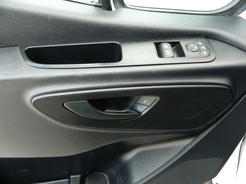Used 2022 Mercedes-Benz Sprinter 1500 image 20