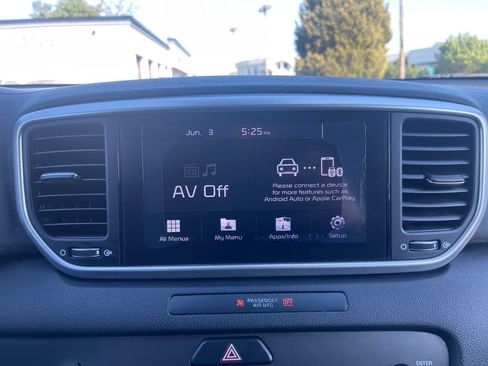 Used 2020 Kia Sportage LX AWD/4WD image 21
