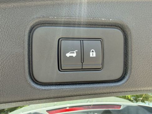 New 2026 Nissan Pathfinder SV FWD image 29