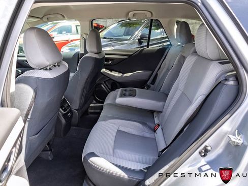 Used 2025 Subaru Outback Premium AWD/4WD image 33
