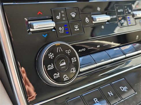 New 2025 Nissan Armada Platinum image 21