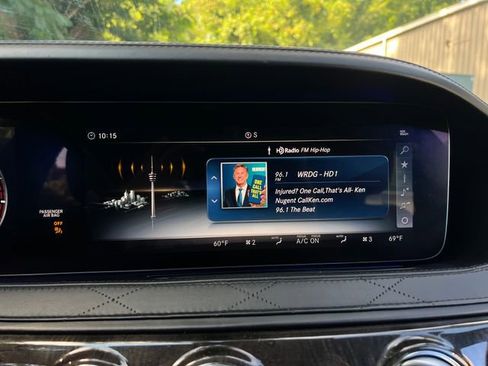 Used 2018 Mercedes-Benz S 560 4MATIC Sedan w/ AMG Line Exterior image 27