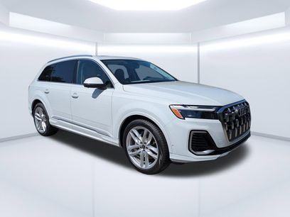 New 2025 Audi Q7 3.0T Premium Plus
