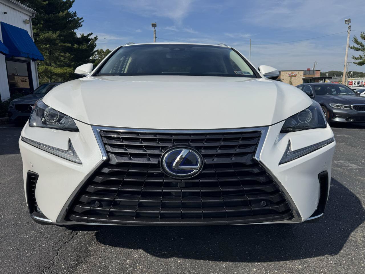 Used 2018 Lexus NX 300h AWD w/ Premium Package image 2