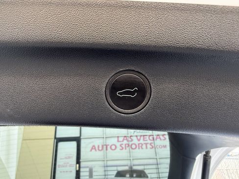 Used 2022 Tesla Model Y Performance image 24