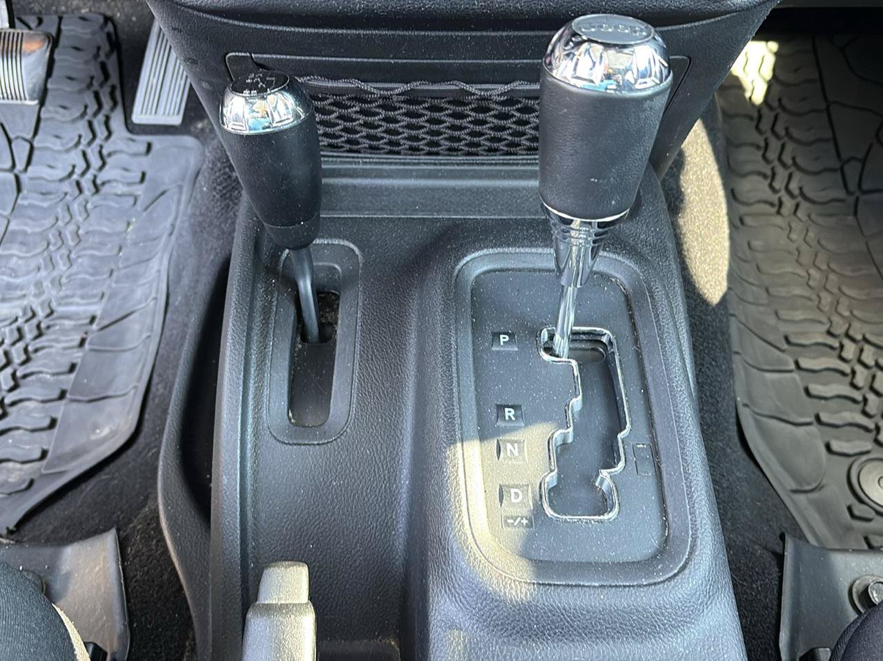 Used 2016 Jeep Wrangler Unlimited Sport AWD/4WD image 23