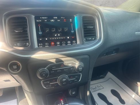 Used 2019 Dodge Charger SXT w/ Blacktop Package AWD/4WD image 23