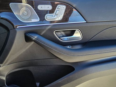 New 2025 Mercedes-Benz GLE 450 4MATIC image 39