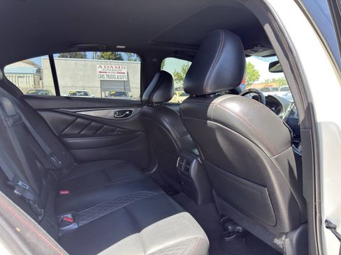 Used 2018 INFINITI Q50 Red Sport 400 w/ Sensory Package (Sport) RWD image 12