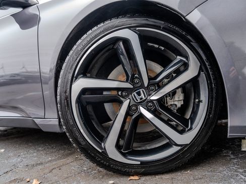 Used 2019 Honda Accord Sport image 12