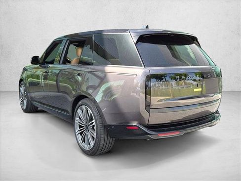 Used 2026 Land Rover Range Rover Long Wheelbase SE AWD/4WD image 7