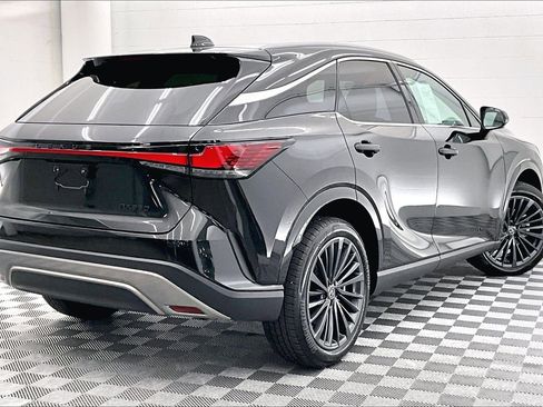 Used 2025 Lexus RX 350 Premium w/ Convenience Package FWD image 11
