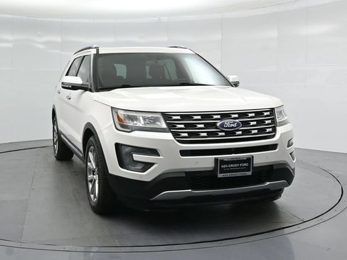 Certified 2017 Ford Explorer Limited FWD image 54