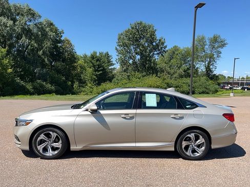 Certified 2018 Honda Accord EX-L image 2