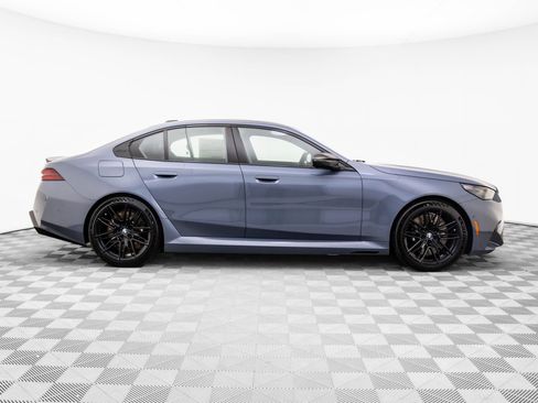 New 2026 BMW M5 w/ Carbon Package image 8