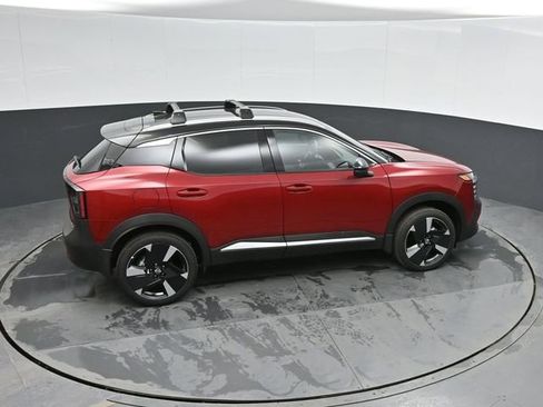 Used 2025 Nissan Kicks SR FWD image 42