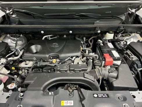 Used 2021 Toyota RAV4 XLE Premium AWD/4WD image 30