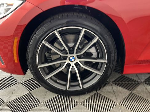 Used 2019 BMW 330i xDrive Sedan w/ Convenience Package AWD/4WD image 14