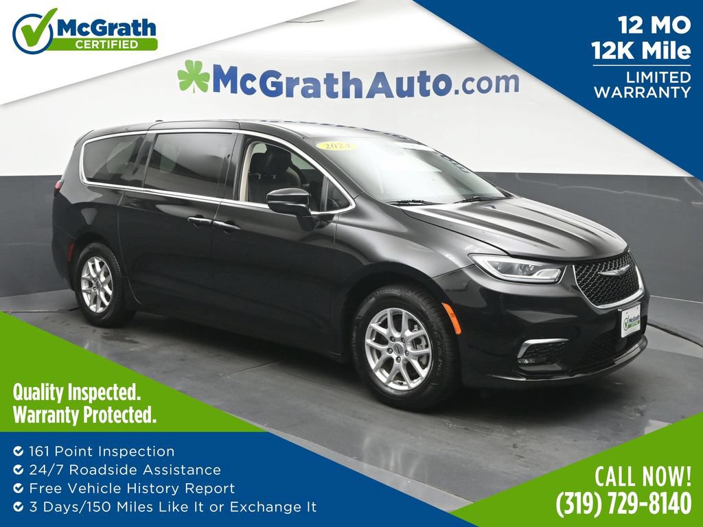 Used 2024 Chrysler Pacifica Touring-L FWD image 1