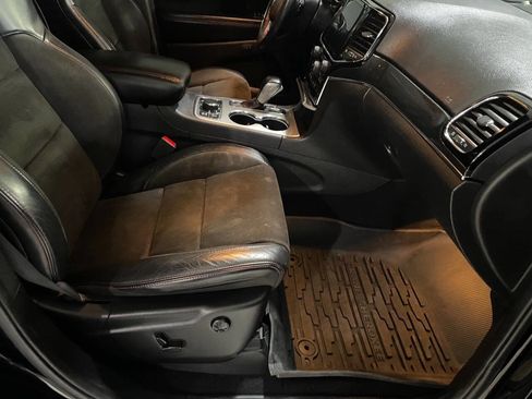 Used 2019 Jeep Grand Cherokee Trailhawk image 32