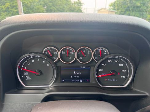 Used 2021 Chevrolet Silverado 1500 LT AWD/4WD image 18
