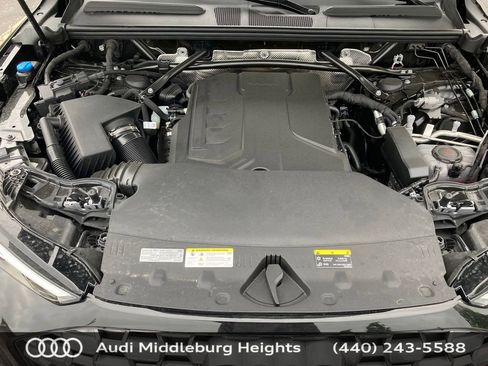 Certified 2025 Audi Q5 Premium Plus w/ Premium Plus image 18