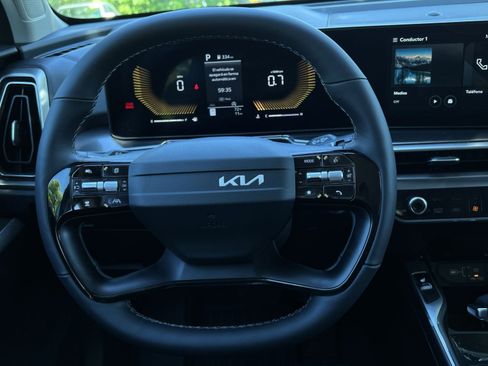 New 2026 Kia Sorento S AWD/4WD image 39