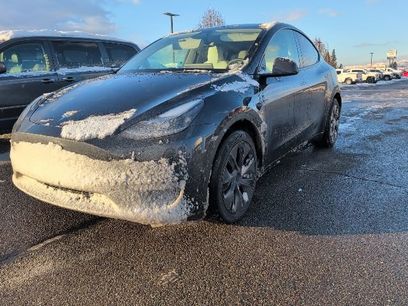 Used 2025 Tesla Model Y Long Range