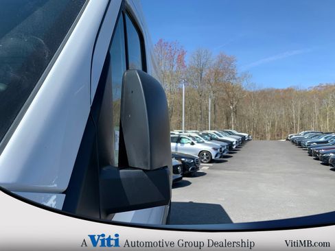 Used 2025 Mercedes-Benz Sprinter 2500 image 12