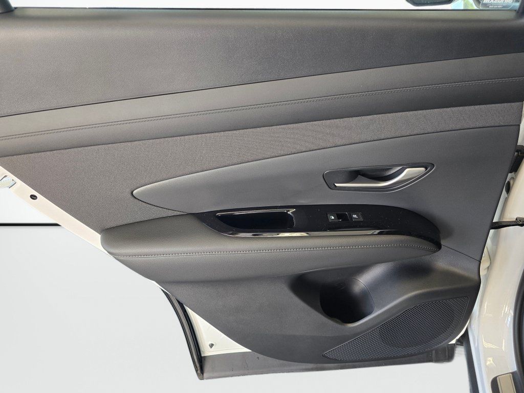 New 2026 Hyundai Tucson Limited AWD/4WD image 35