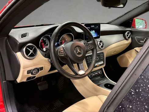 Used 2018 Mercedes-Benz CLA 250 4MATIC image 17