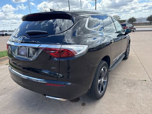 Used 2022 Buick Enclave Essence w/ Experience Buick Package image 7