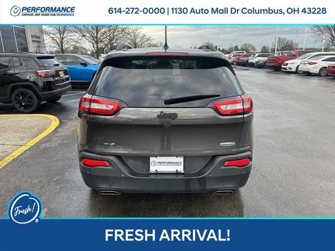 Used 2017 Jeep Cherokee Latitude w/ Safety/Convenience Group image 5